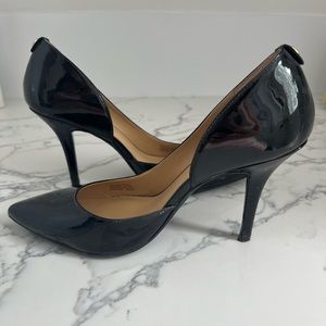 MICHAEL Michael Kors Black Pointed Toe Heels Size 6.5